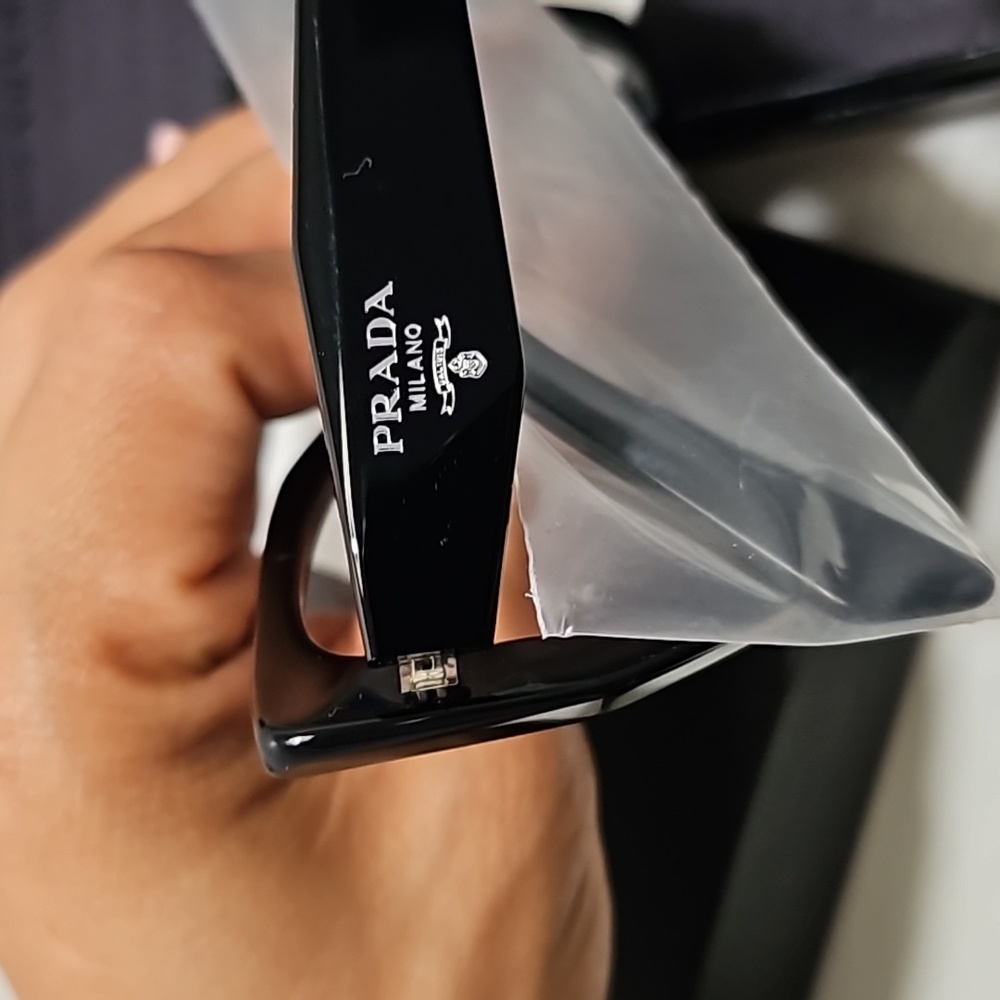 Prada glasses frame - Picture 3 of 7